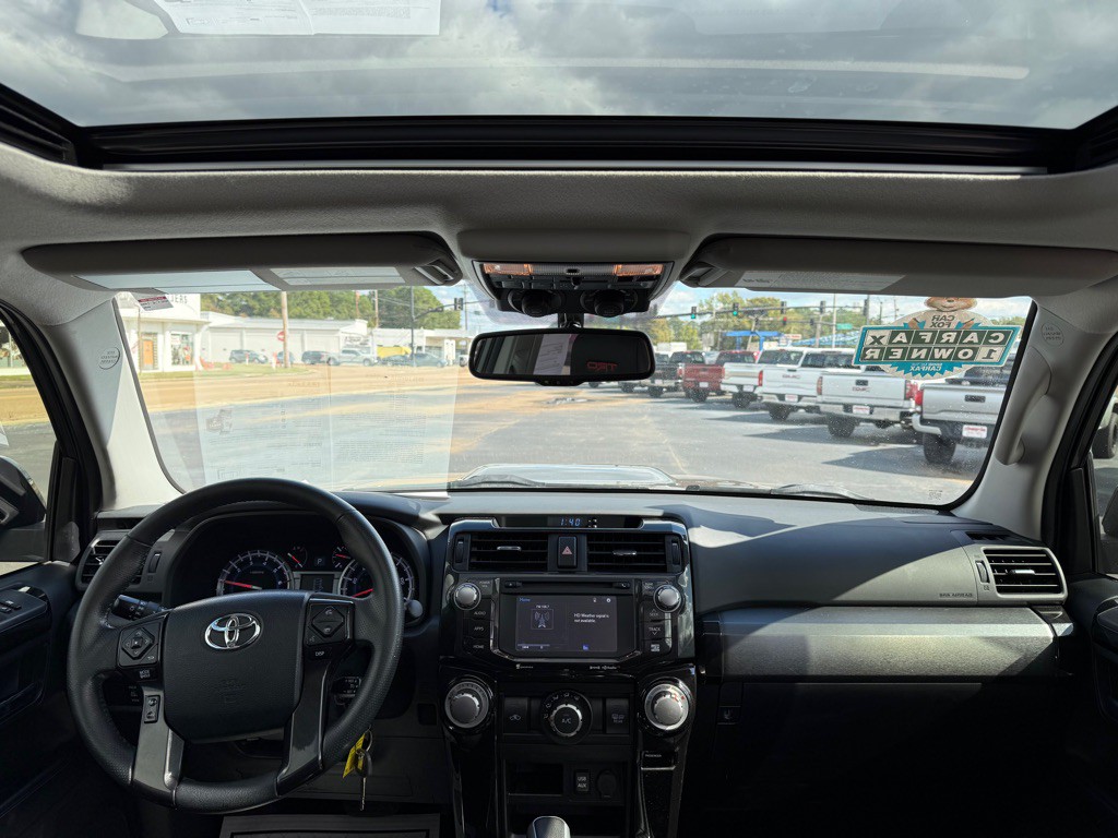 2019 Toyota 4Runner Image 29