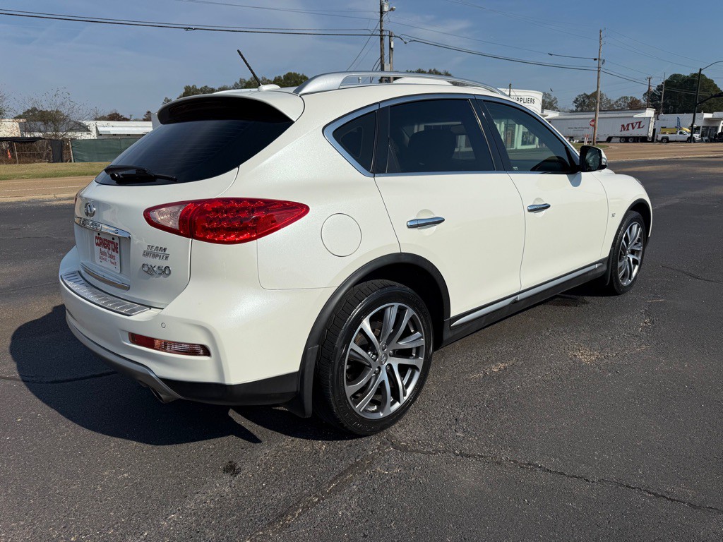 2017 INFINITI QX50 Image 5