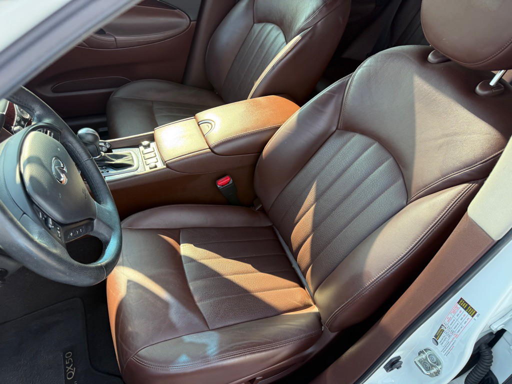 2017 INFINITI QX50 Image 16