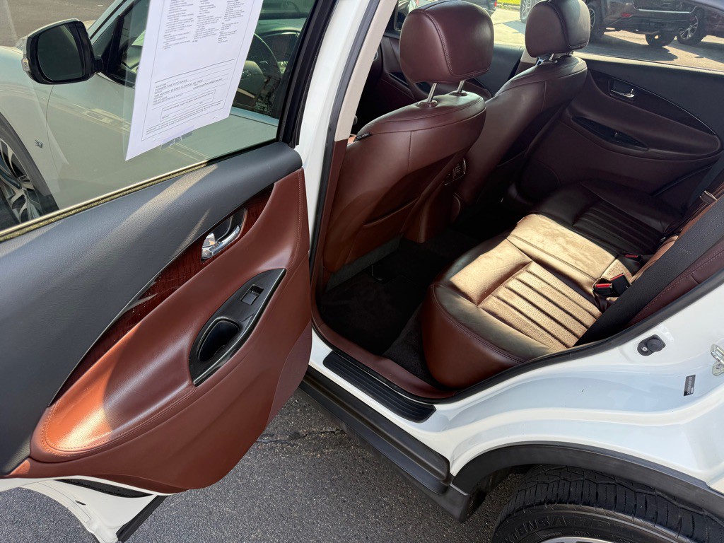 2017 INFINITI QX50 Image 19