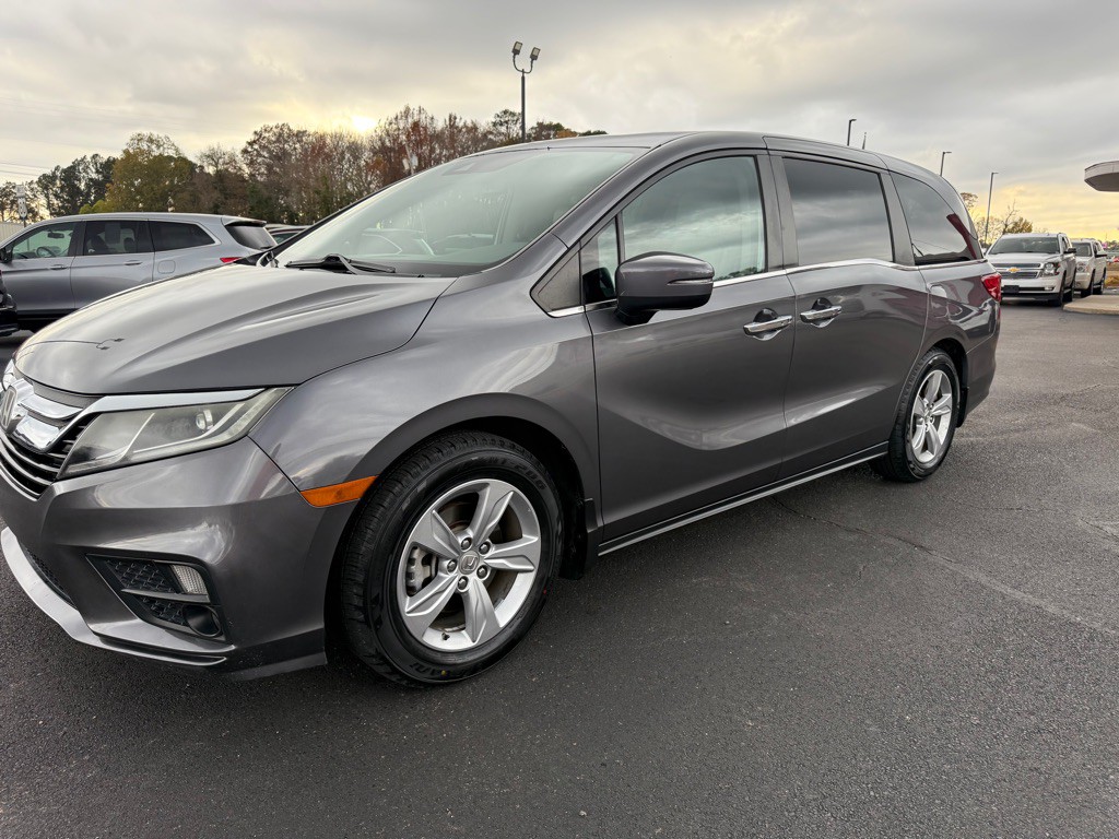 2019 Honda Odyssey Image 1
