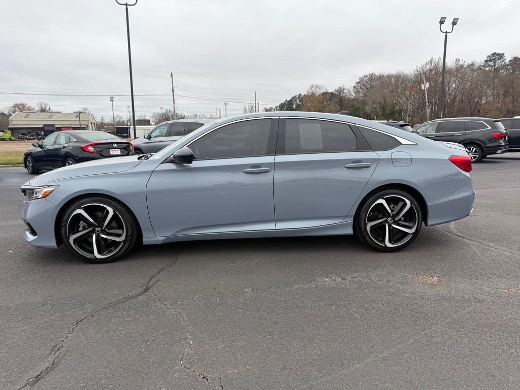 2022 Honda Accord Image 8