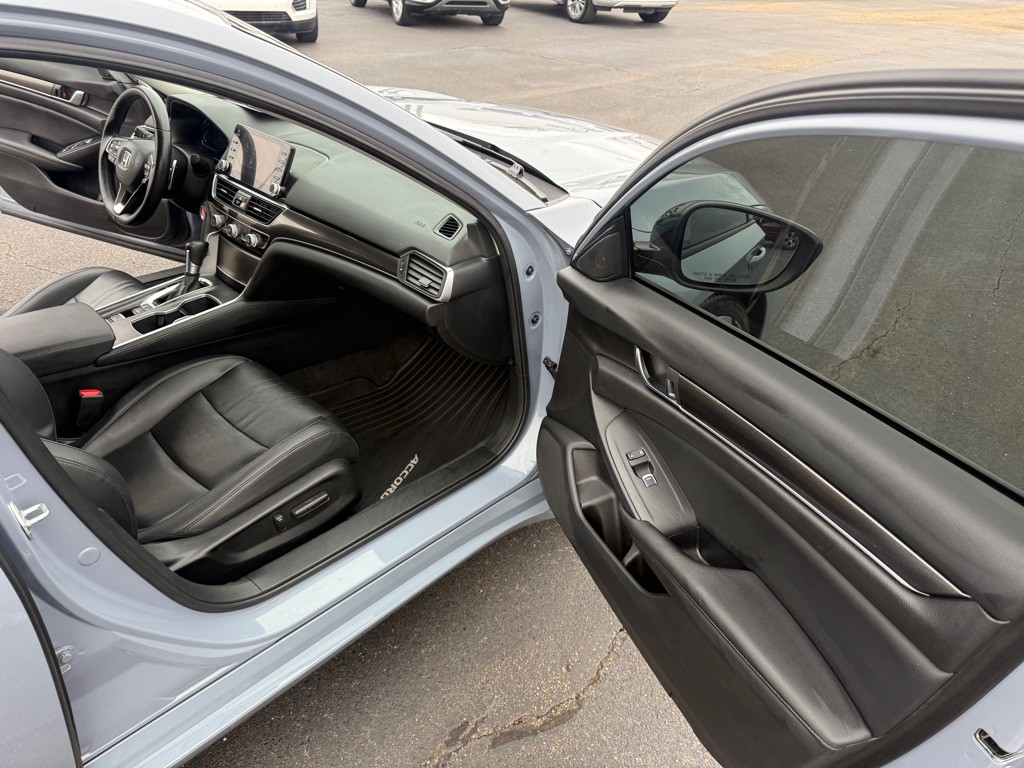 2022 Honda Accord Image 24