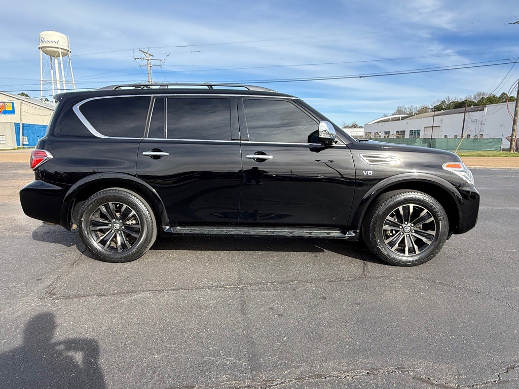 2019 Nissan Armada Image 2