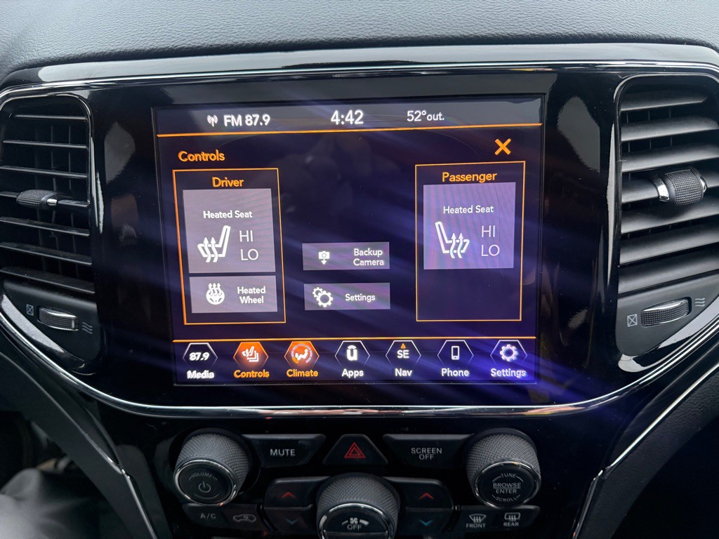 2020 Jeep Grand Cherokee Image 11