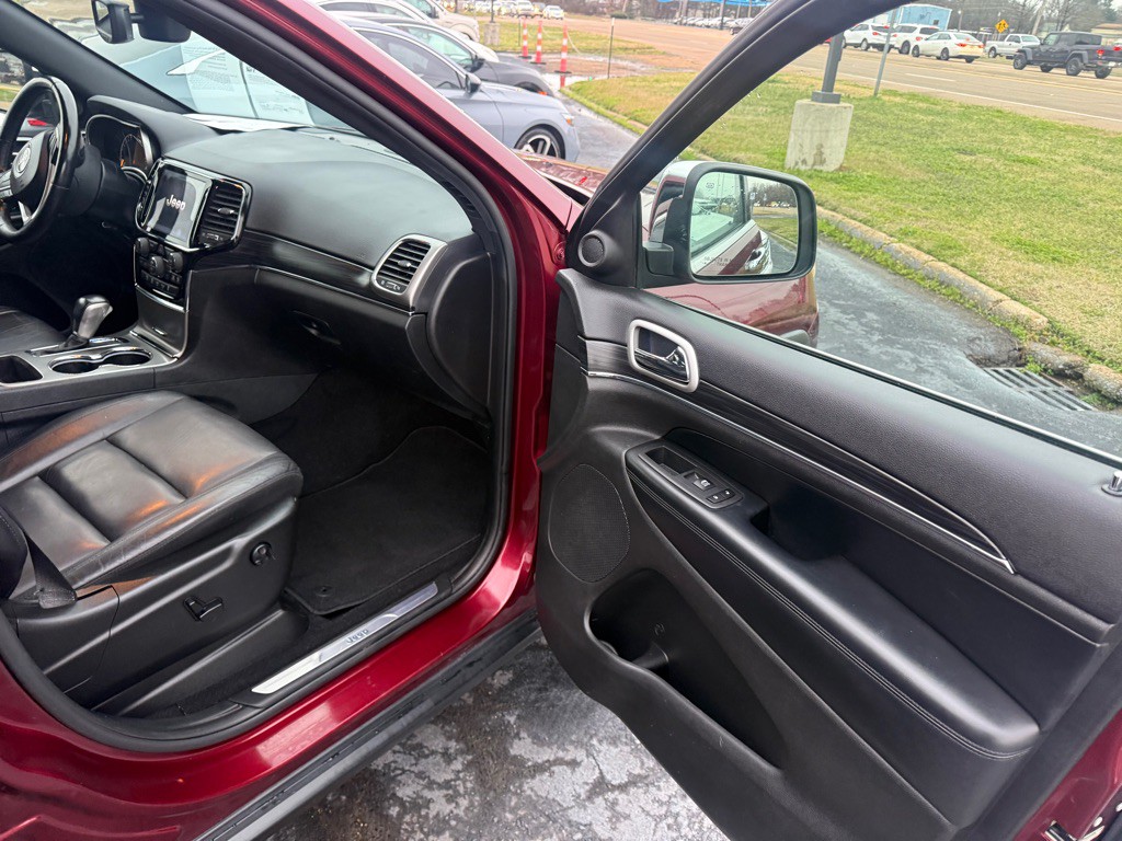 2020 Jeep Grand Cherokee Image 24