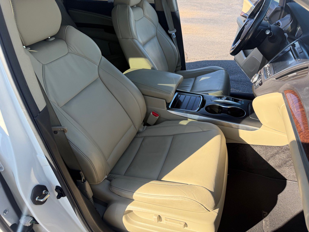 2017 Acura MDX Image 25
