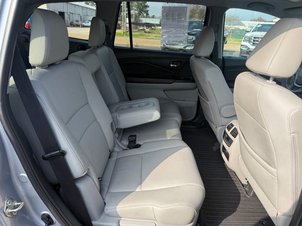 2016 Honda Pilot Image 29