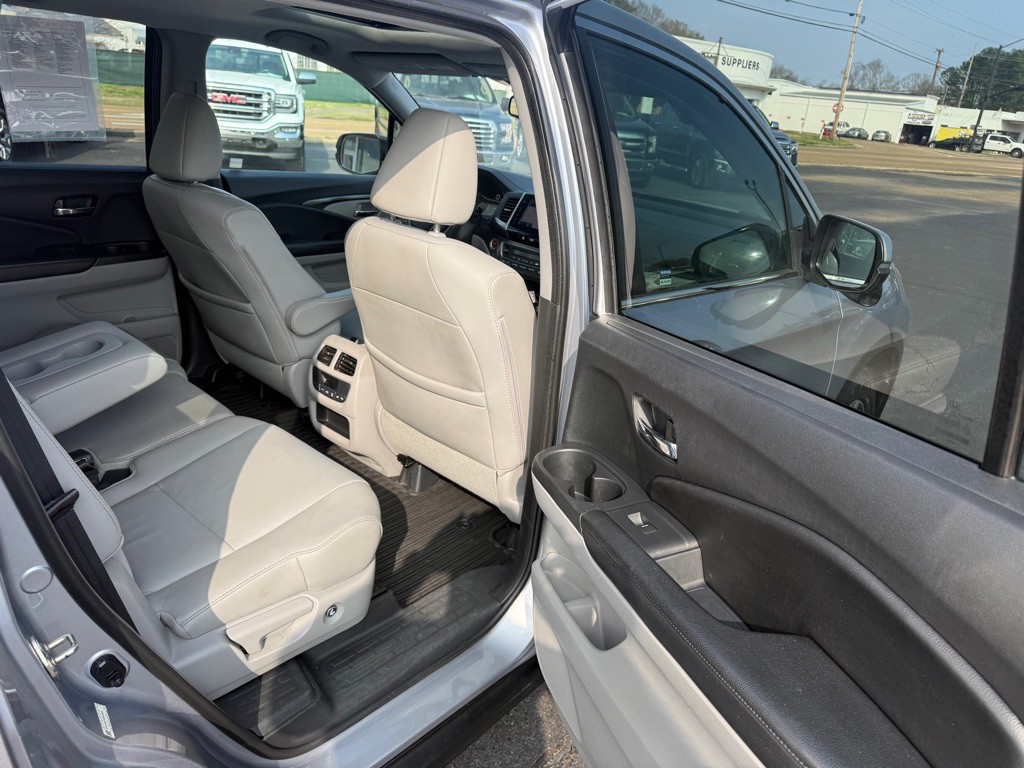2016 Honda Pilot Image 30