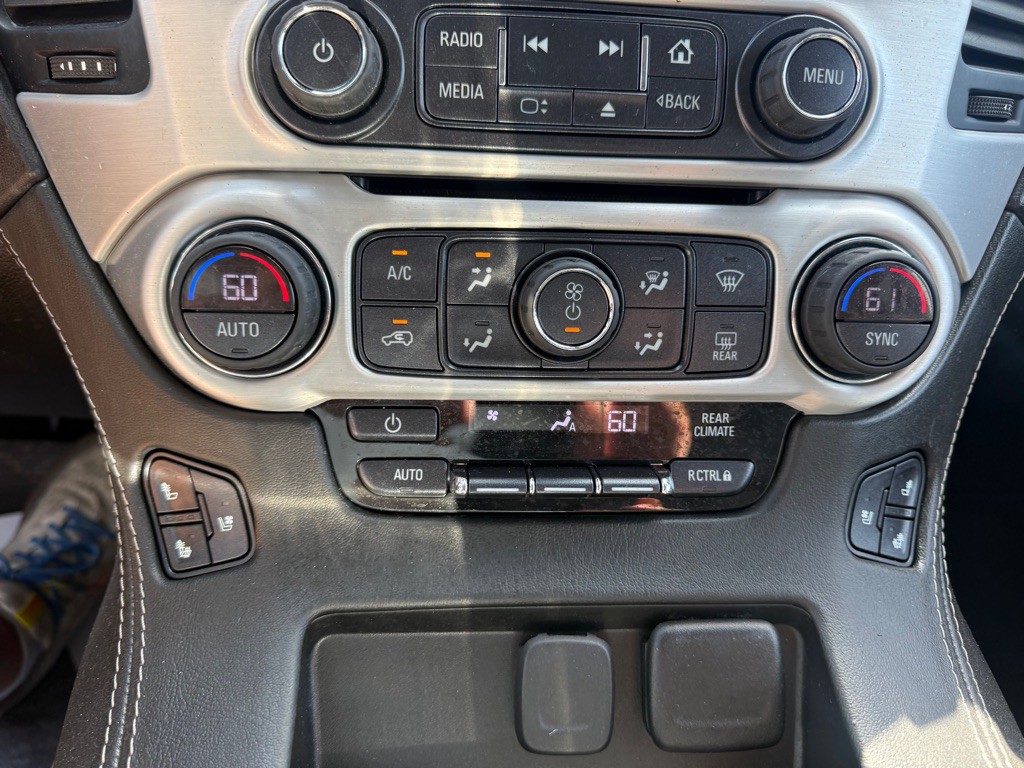 2020 GMC Yukon Image 13