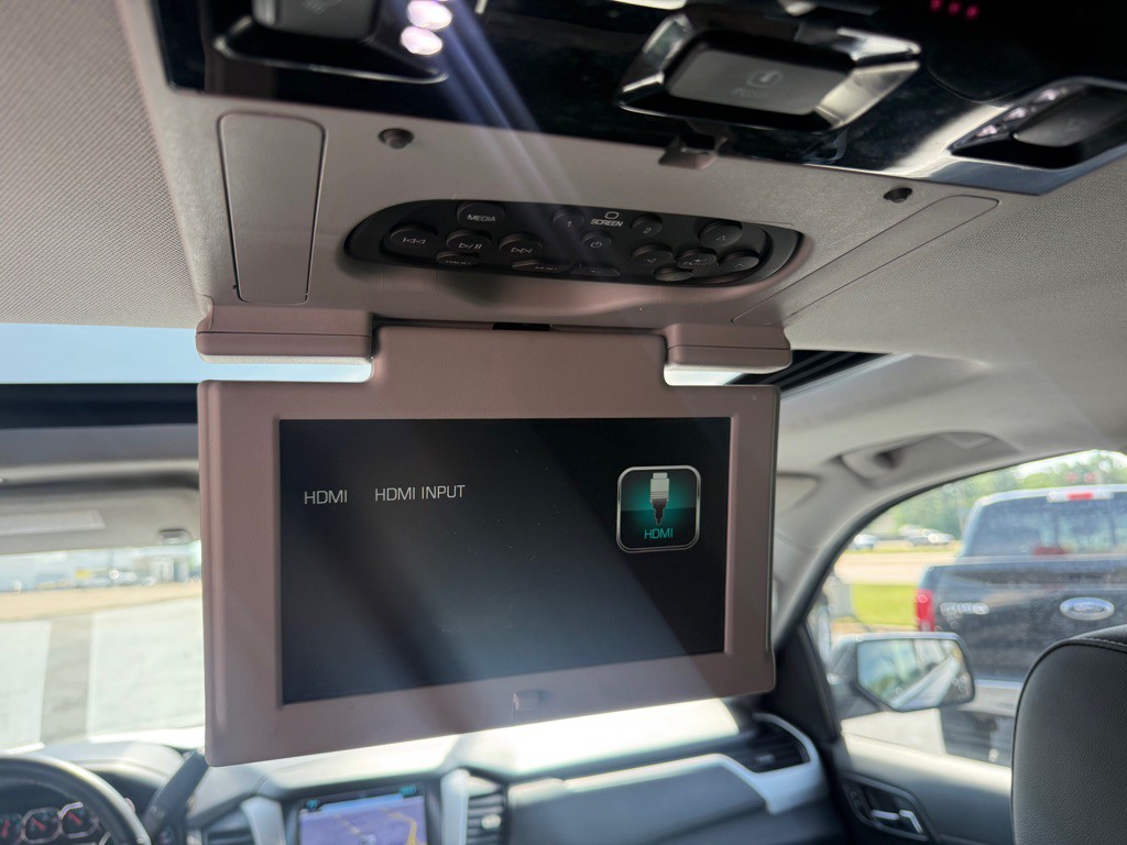 2020 GMC Yukon Image 18