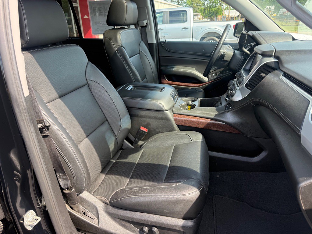 2020 GMC Yukon Image 28