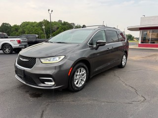 Image for 2022 Chrysler Pacifica Touring L ID: 7379280