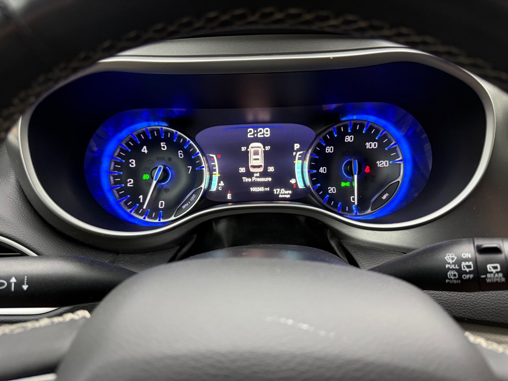 2022 Chrysler Pacifica Image 9