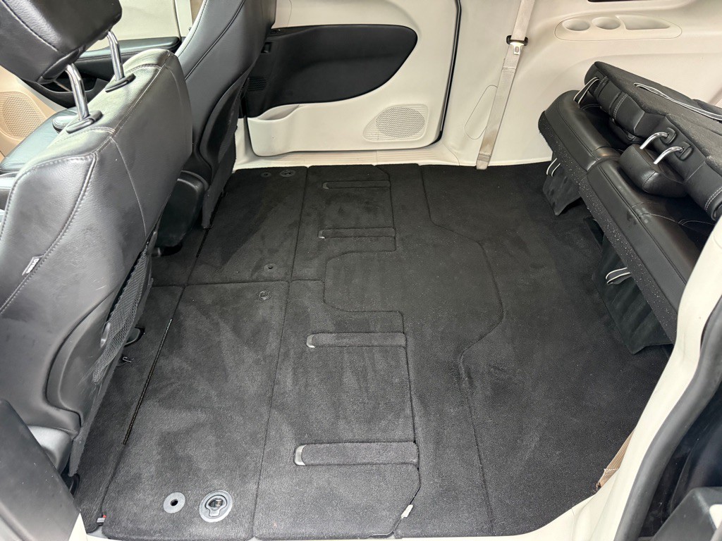 2022 Chrysler Pacifica Image 14