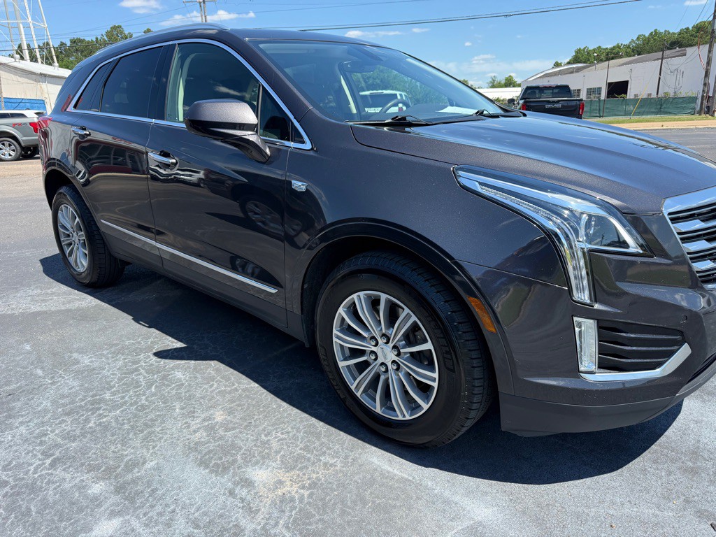 2017 Cadillac XT5 Image 2