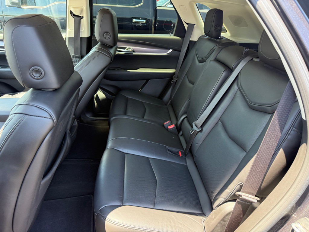 2017 Cadillac XT5 Image 18