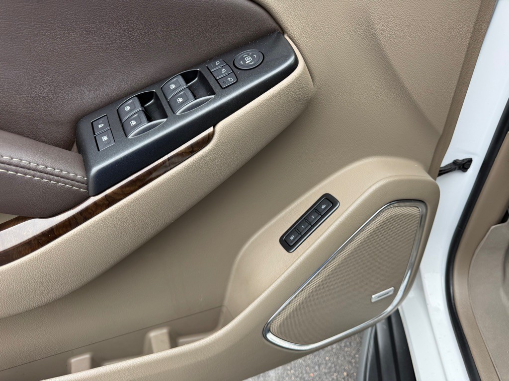 2019 Chevrolet Tahoe Image 16