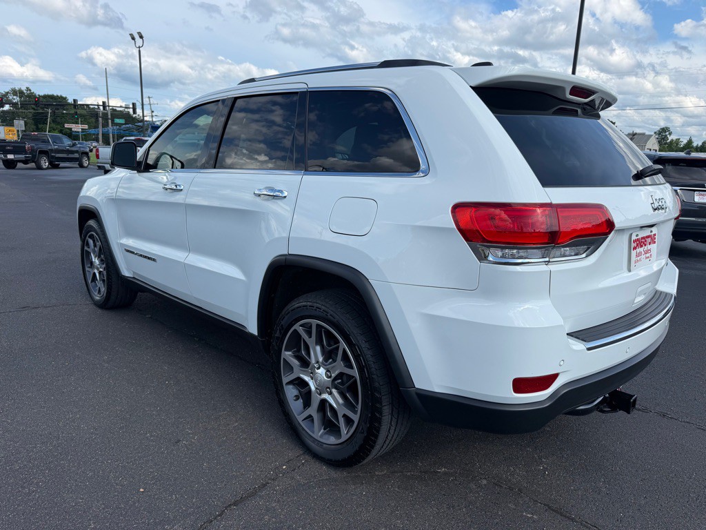 2019 Jeep Grand Cherokee Image 2