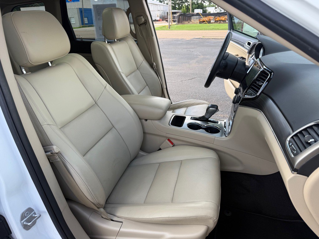 2019 Jeep Grand Cherokee Image 25