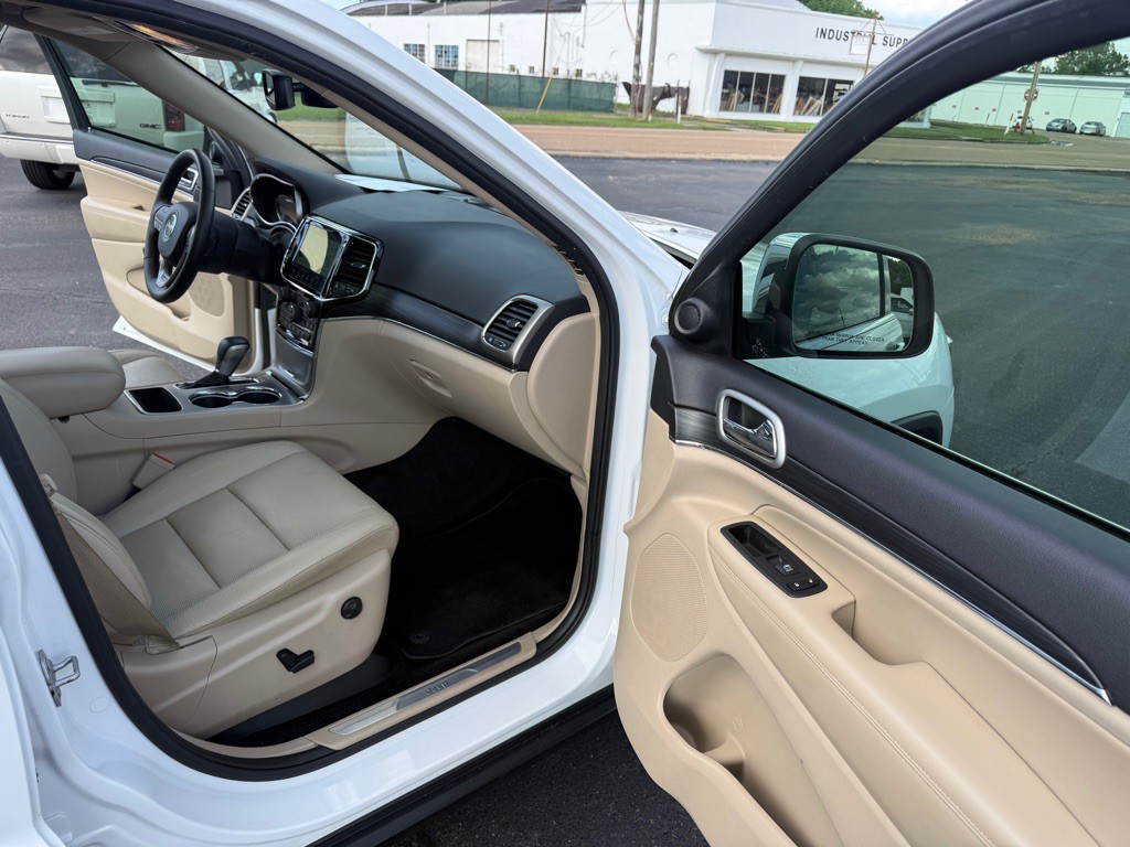 2019 Jeep Grand Cherokee Image 26