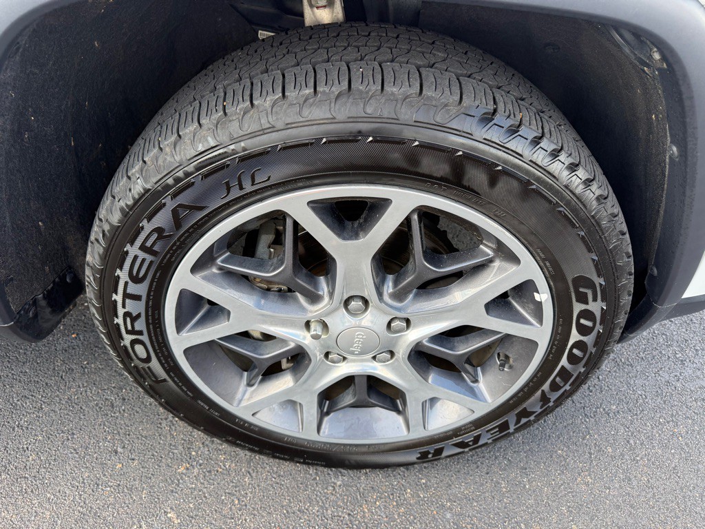2019 Jeep Grand Cherokee Image 27