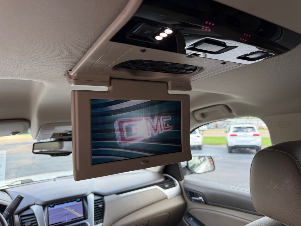 2018 GMC Yukon Image 17