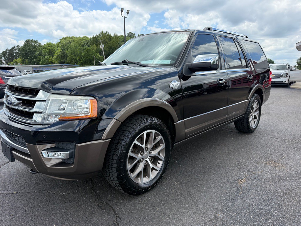 2017 Ford Expedition Image 1
