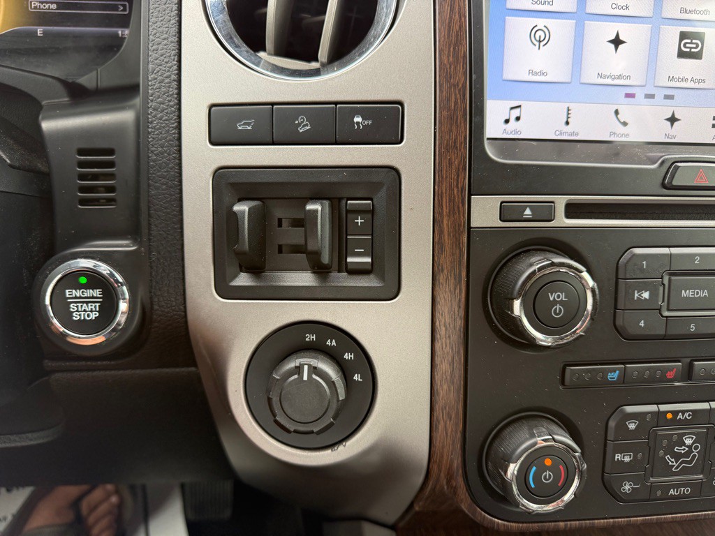 2017 Ford Expedition Image 13