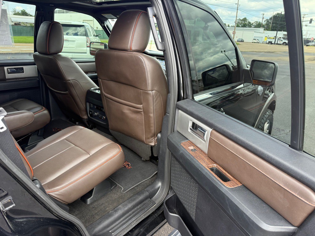 2017 Ford Expedition Image 28