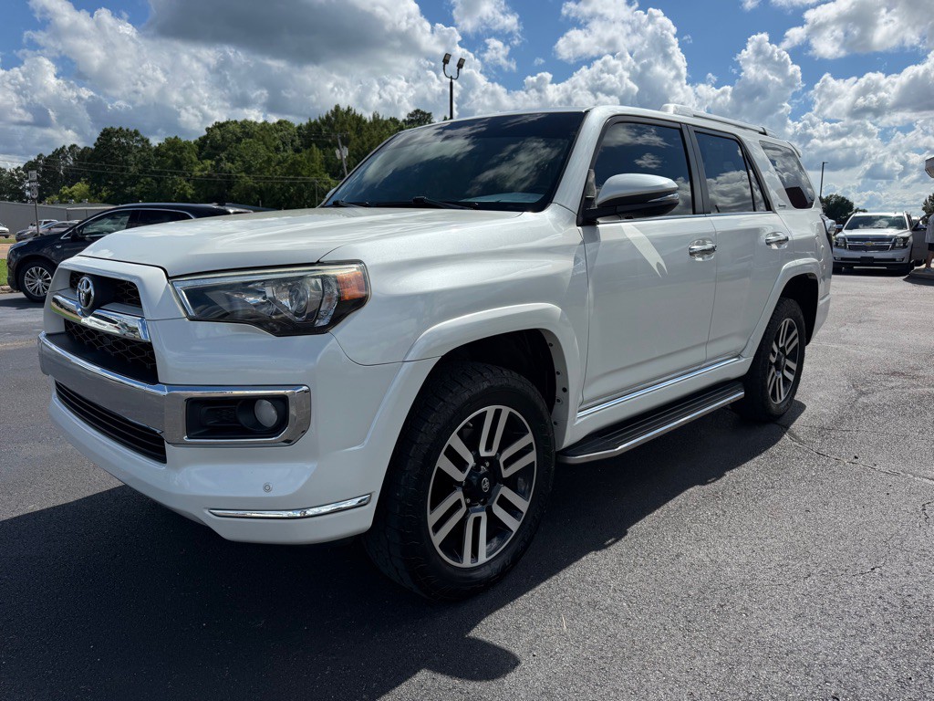 2016 Toyota 4Runner Image 1