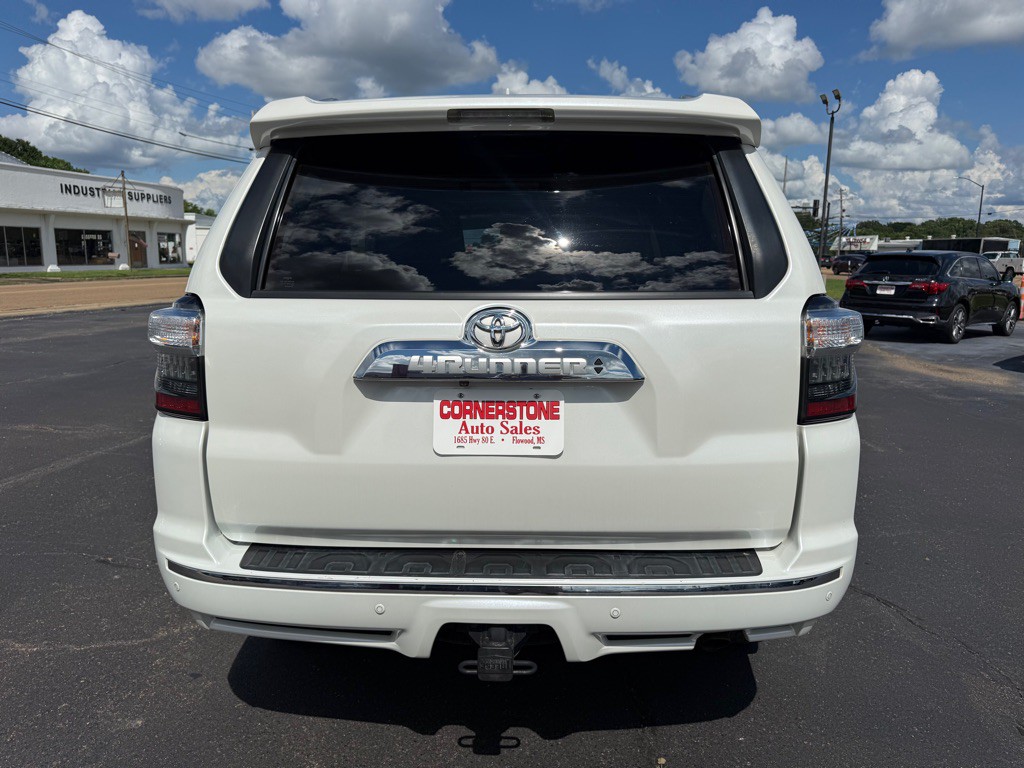 2016 Toyota 4Runner Image 5
