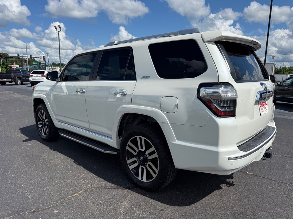 2016 Toyota 4Runner Image 6
