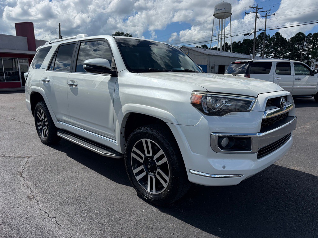 2016 Toyota 4Runner Image 8