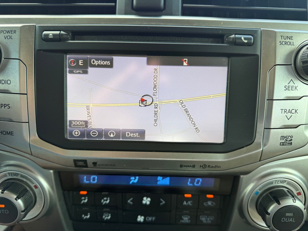 2016 Toyota 4Runner Image 13