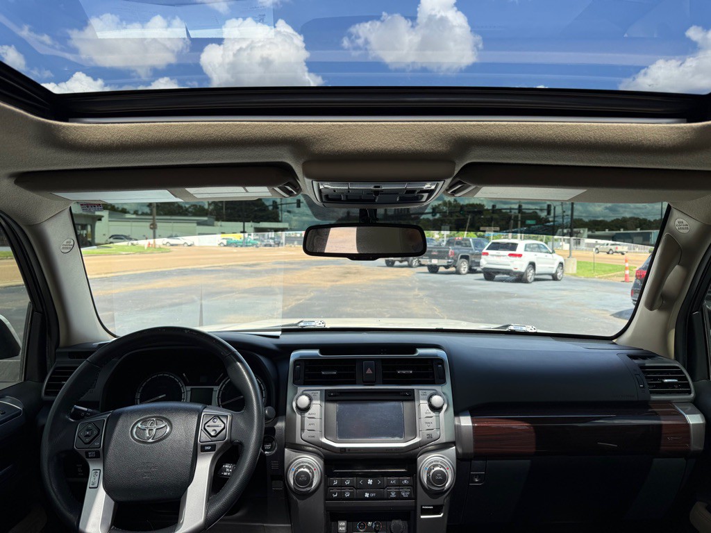 2016 Toyota 4Runner Image 21