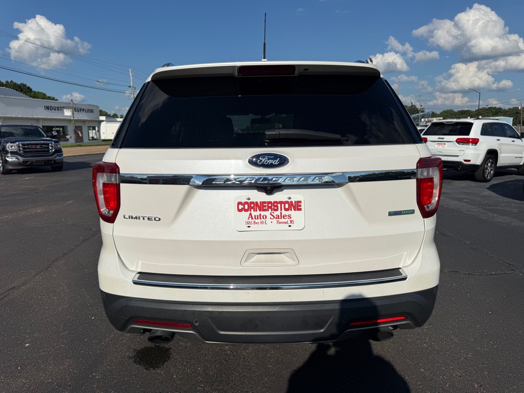 2019 Ford Explorer Image 4