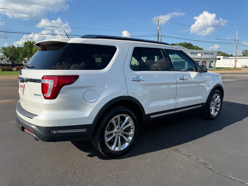 2019 Ford Explorer Image 5