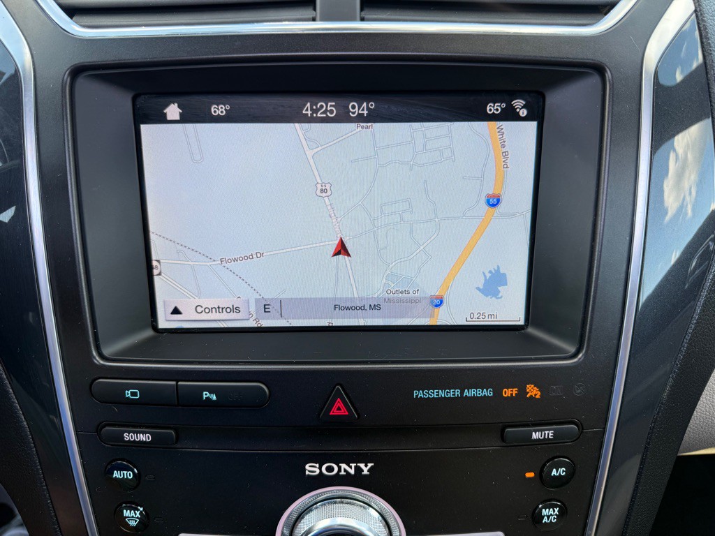 2019 Ford Explorer Image 15