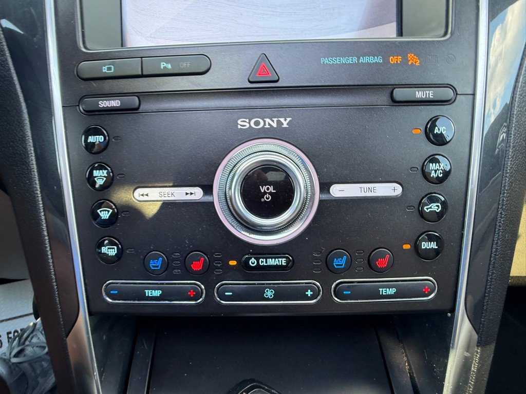 2019 Ford Explorer Image 18