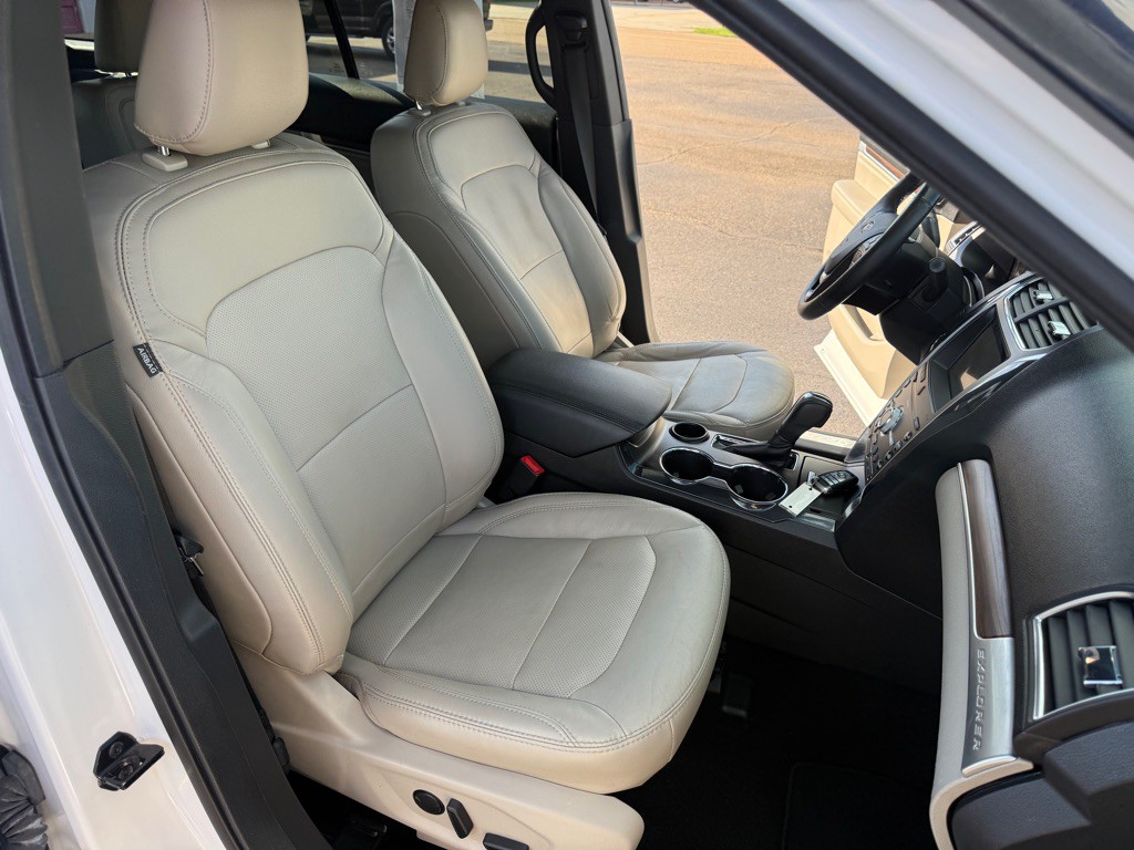 2019 Ford Explorer Image 34