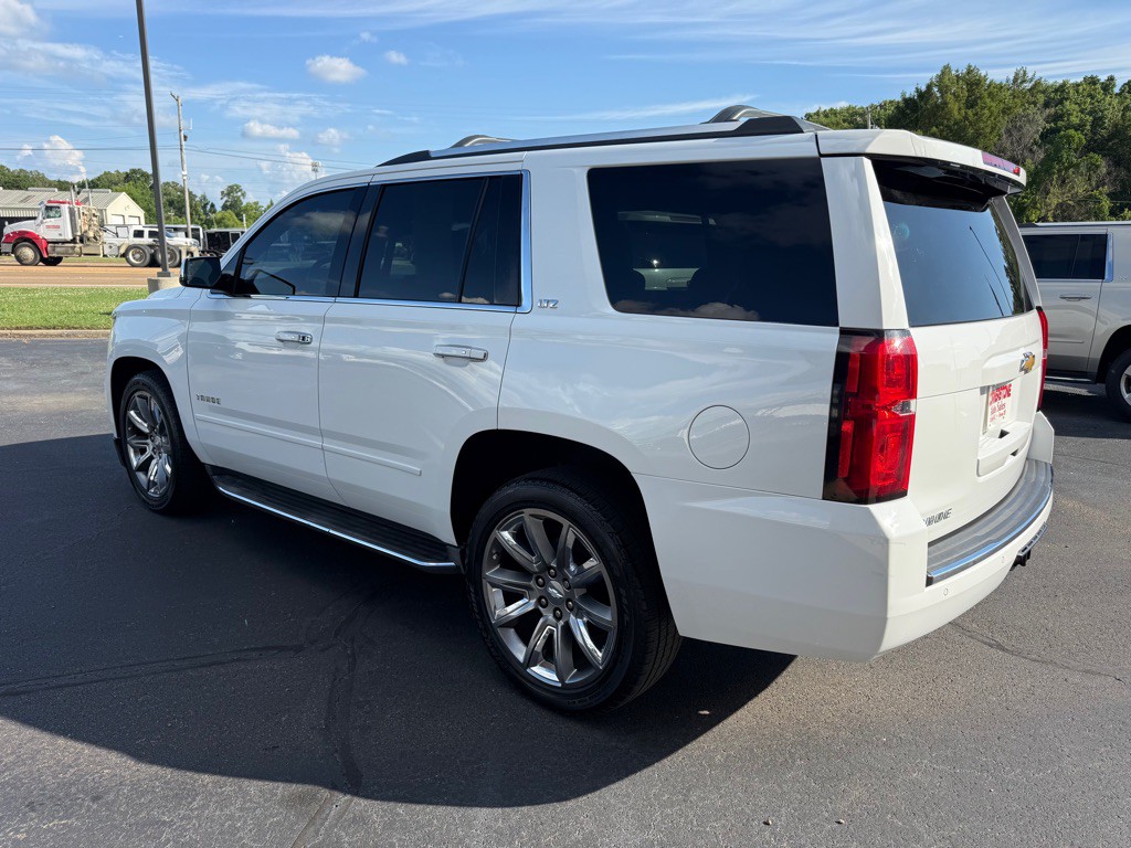 2015 Chevrolet Tahoe Image 3
