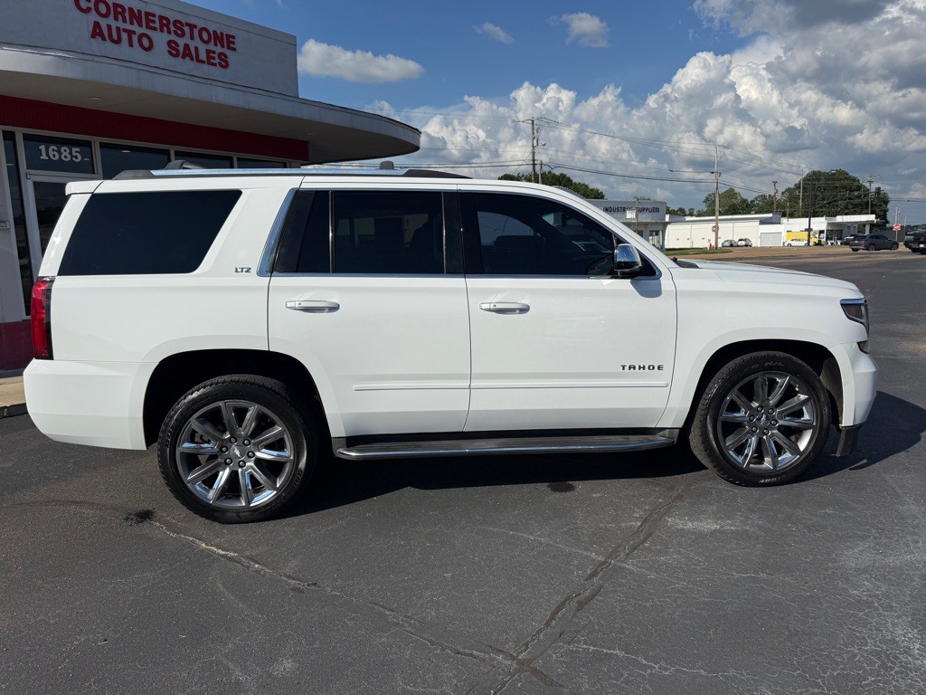 2015 Chevrolet Tahoe Image 4