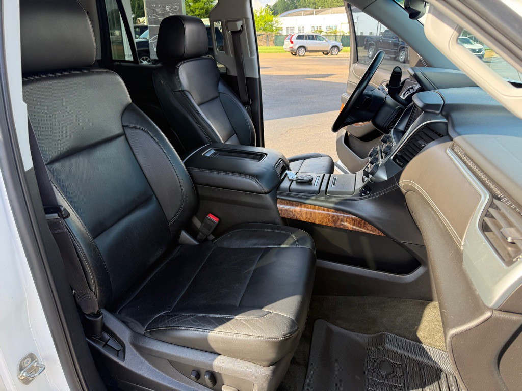 2015 Chevrolet Tahoe Image 28