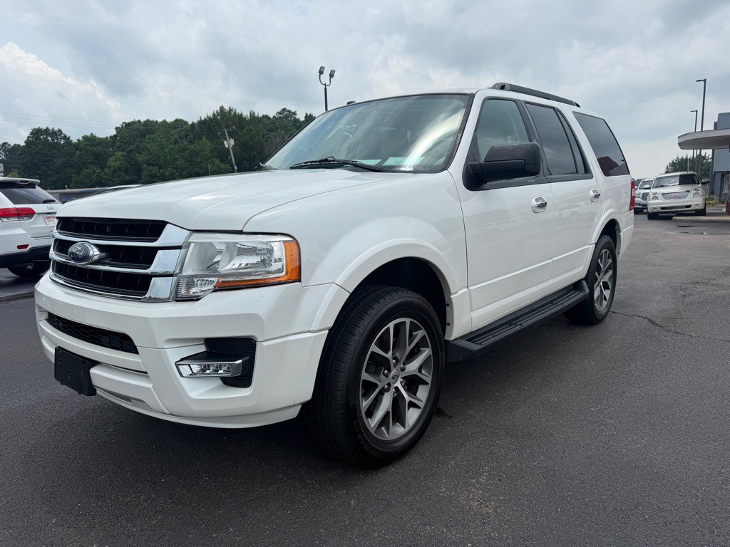 2016 Ford Expedition Image 1