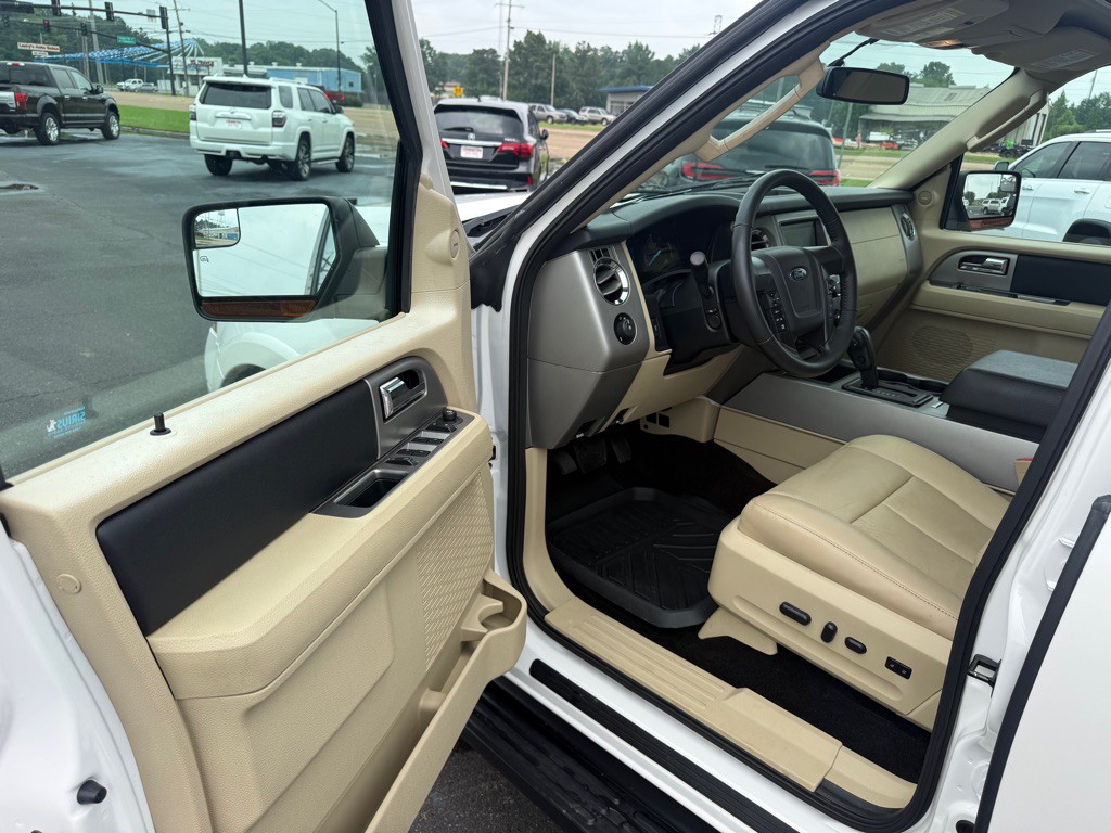 2016 Ford Expedition Image 18