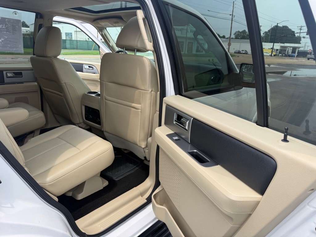 2016 Ford Expedition Image 29