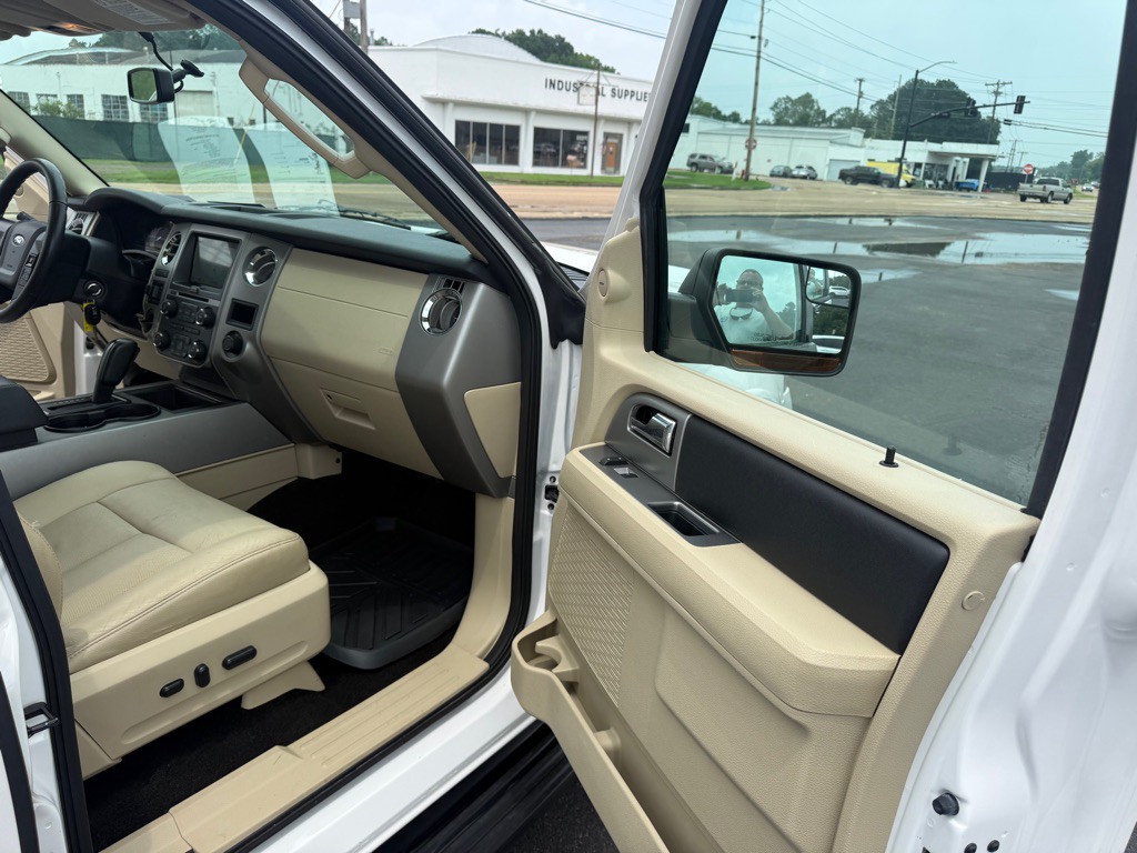 2016 Ford Expedition Image 31