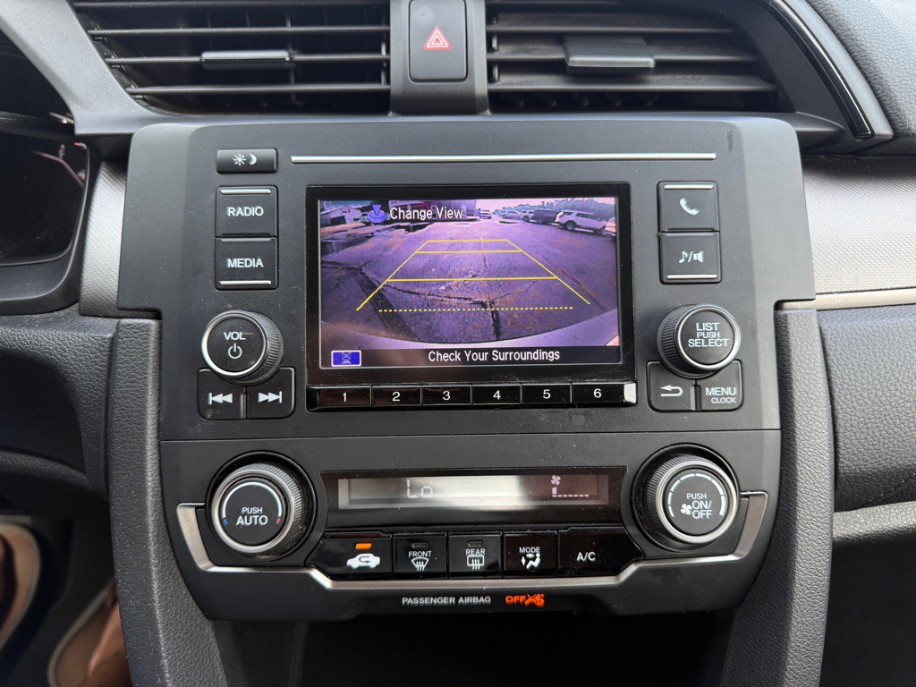 2018 Honda Civic Image 15