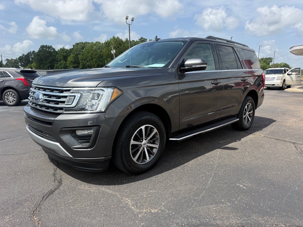 2019 Ford Expedition Image 1